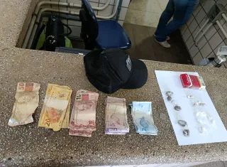 Denúncia termina em prisão de casal e apreensão de drogas em Teixeira de Freitas