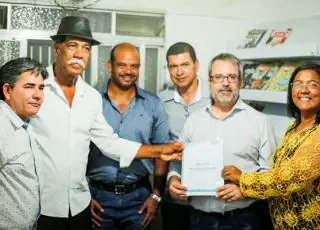 Departamento de Cultura recebe a visita de representante da Suzano Papel e Celulose