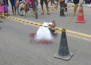 Depressão - Homem morre ao se jogar embaixo de caminhão em Itabela