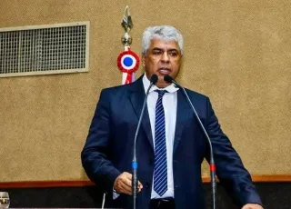 Deputado Robinho questiona invasão de terras no extremo sul da Bahia na Comissão de Agricultura