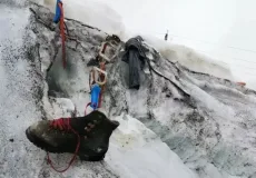 Derretimento de geleira revela corpo de alpinista desaparecido em 1986 nos Alpes