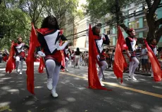 Desfile cívico de 7 de setembro é marcado por apresentação de fanfarras da rede estadual de ensino, policiais e bombeiros militares