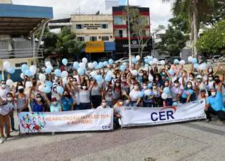 Dia Mundial de Conscientização do Autismo é comemorado com caminhada realizada pela  Prefeitura de Teixeira de Freitas