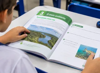 Dia Nacional do Livro: como a Suzano participa da cadeia de produção dos livros didáticos da rede pública