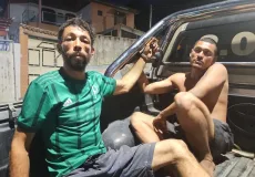 Dois homens são detidos após assaltar loja de material esportivo em Porto Seguro