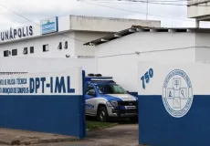 Dois homens são encontrados mortos dentro de residência em Eunápolis