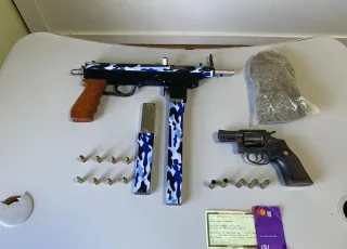 Dois indivíduos morrem em confronto com a polícia  em Teixeira de Freitas