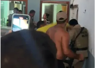 Dois policiais  são agredidos durante ação de combate a poluição sonora em Porto Seguro 