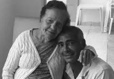Dona Lita, mãe de Romário, morre aos 86 anos 