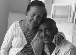 Dona Lita, mãe de Romário, morre aos 86 anos 