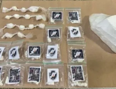 Droga com simbolo do Vasco e de São Jorge é apreendida em Teixeira de Freitas