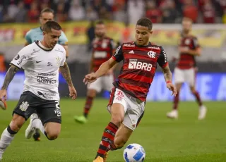 Duelo Flamengo x Corinthians define 1º semifinalista da Libertadores