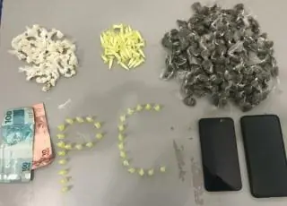 Dupla é presa em Itabela com veículo roubado e drogas