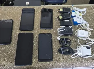 Dupla é presa pela PM ao tentar arremessar celulares para dentro de presídio em Teixeira de Freitas