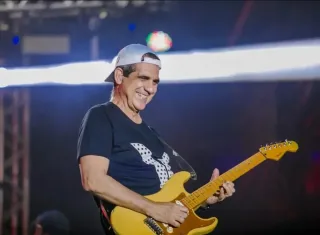 Durval Lelys chega com tudo e promete agitar a Micareta de Teixeira de Freitas neste sábado