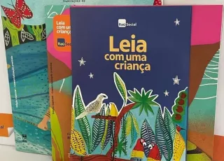 Educação de Medeiros Neto recebe mais de dois mil livros em parceria com o Itaú Social