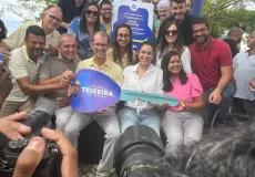 Educação de Teixeira de Freitas avança com entrega da maior frota escolar da história do município