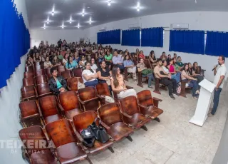 Educação promove formação sobre transtornos do neurodesenvolvimento em Teixeira de Freitas