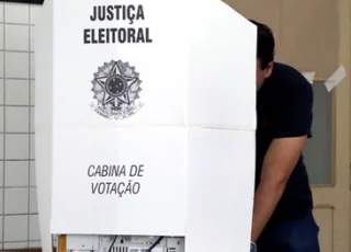 Eleitores de oito municípios voltam às urnas neste domingo (1°)