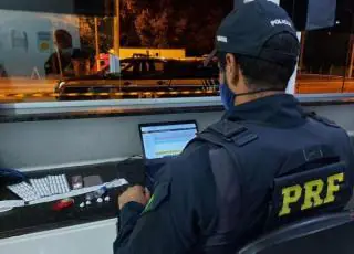 Em cinco ocorrências distintas, PRF apreende quase 300 comprimidos de “rebite” no Extremo Sul da Bahia
