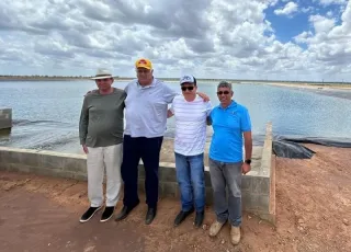 Empresário Lutz Viana visita Fazenda Porteira Azul, maior produtora de leite do Laticínios Davaca