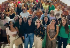 Encontro fortalece alinhamento entre diretores e secretários escolares em Teixeira de Freitas