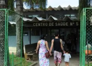 Enfermeira leva tapa no rosto após negar receita de remédio no DF