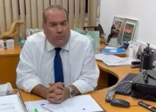 Enquanto o secretário de Segurança fala sobre maconha, 400 delegados entregam cargos na Bahia, dispara Sandro Régis