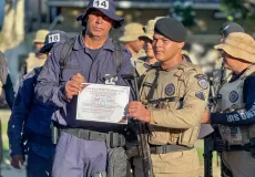 Entrega de certificados de capacitação para equipe da Guarda Municipal ocorreu na quarta (28), em Teixeira de Freitas