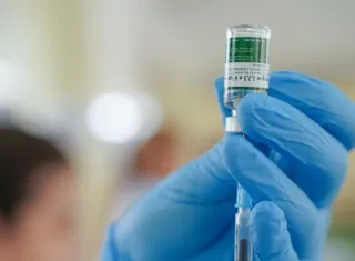 Equipes do SUS começam a receber vacina do Butantan contra a dengue