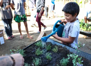 Escola municipal de Teixeira de Freitas recebe ações do Projeto Escola Transforma