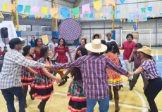 Escolas de Teixeira de Freitas celebram a cultura nordestina em festas juninas animadas