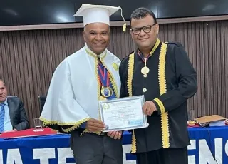 Escritor e jornalista Athylla Borborema é outorgado com título Doutor Honoris Causa em Comunicação Social pelo CSAEFH e CNJ