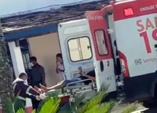 Estudante é esfaqueado por colega de turma dentro da sala de aula em Porto Seguro