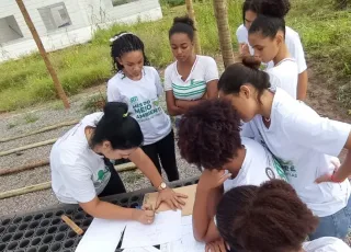 Estudantes do IFBaiano de Teixeira finalizam estágio voltado para programas florestais