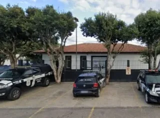 Ex-padrasto é preso suspeito de filmar adolescente nua durante banho em Teixeira de Freitas