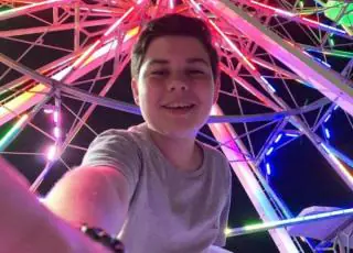 Ex-participante do The Voice Kids de 15 anos é morto a tiros