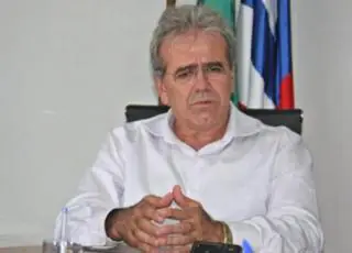 Ex-prefeito de Teixeira de Freitas é multado pelo TCM