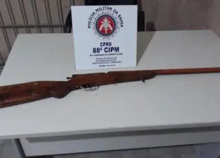 Ex-presidiário é preso por porte ilegal de arma de fogo