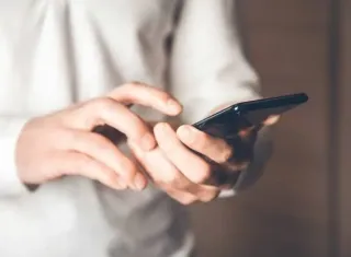 Excesso de telas: confira 5 dicas para reduzir a fadiga ocular digital