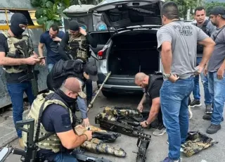 Exército prende 17 militares por furto de metralhadoras