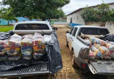 Famílias de Santa Rita recebem apoio alimentar por meio de ação social em Itanhém