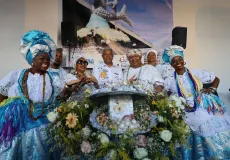 Fé e tradição marcam a Festa de Iemanjá em Salvador