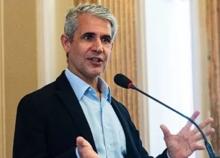 Felipe D'Avila diz que Brasil não investe no aprendizado do aluno