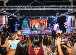 Festival Cultural de Teixeira de Freitas prossegue com dança, teatro e moda no segundo dia
