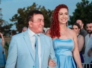 Filha do cantor Amado Batista morre aos 46 anos; artista lamenta “dor mais profunda”