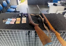 Filho ameaça a mãe e acaba preso com armas em Itamaraju