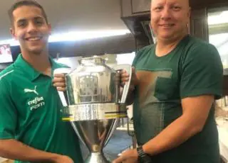 Filho do teixeirense Potinha, meia Vitinho é inscrito no Paulistão Profissional pelo Palmeiras