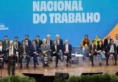 Fim do 6x1: Lula propõe negociação entre patrões, empregados e governo