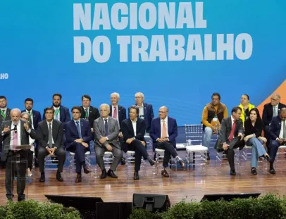 Fim do 6x1: Lula propõe negociação entre patrões, empregados e governo